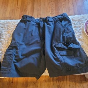TRU-SPEC MENS CARGO SHORTS SIZE 36 /9 BLACK